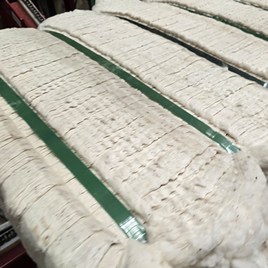 PET strapping on wool bales